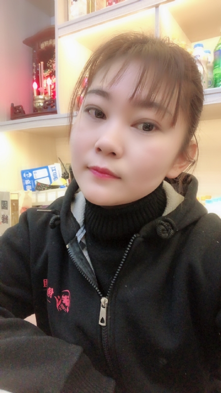 泡沫的第一张照片--芜湖相亲服务中心