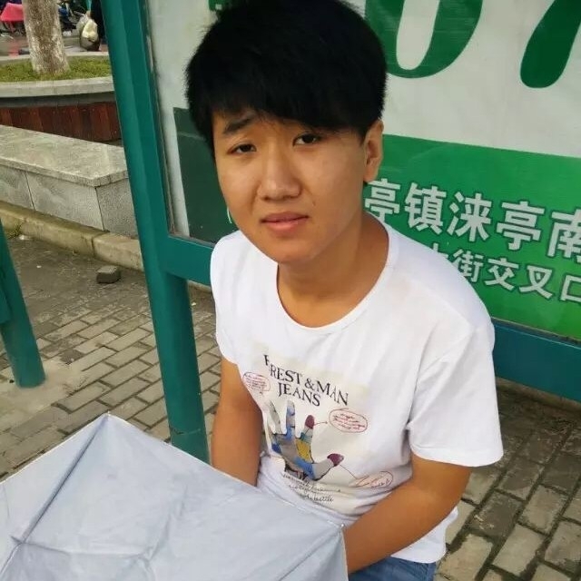 小丁的第一张照片--芜湖相亲服务中心