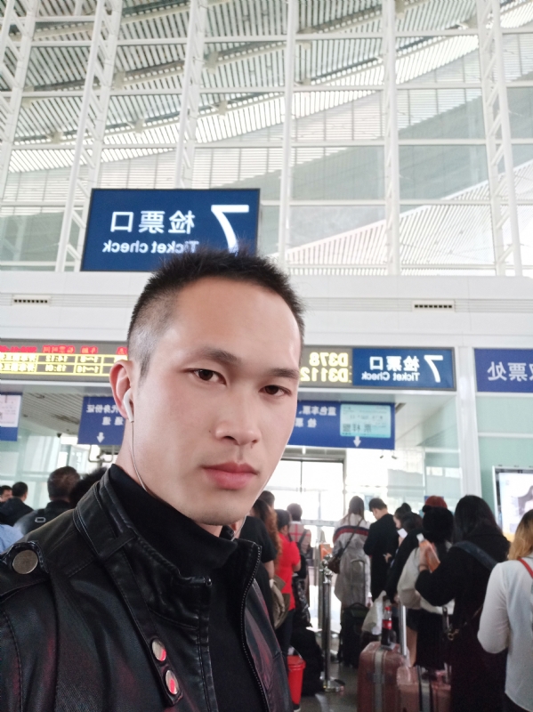 一叶知秋的第一张照片--芜湖相亲服务中心