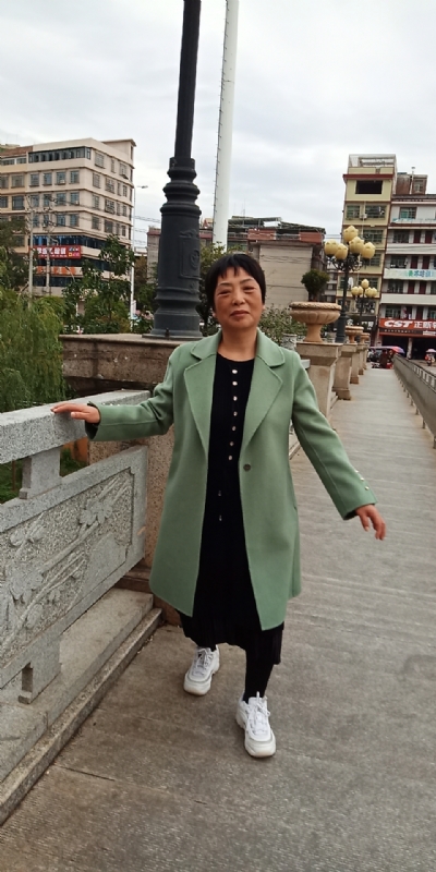 小玲的第一张照片--芜湖相亲服务中心