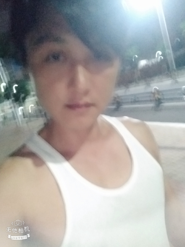 弟弟的第一张照片--芜湖相亲服务中心