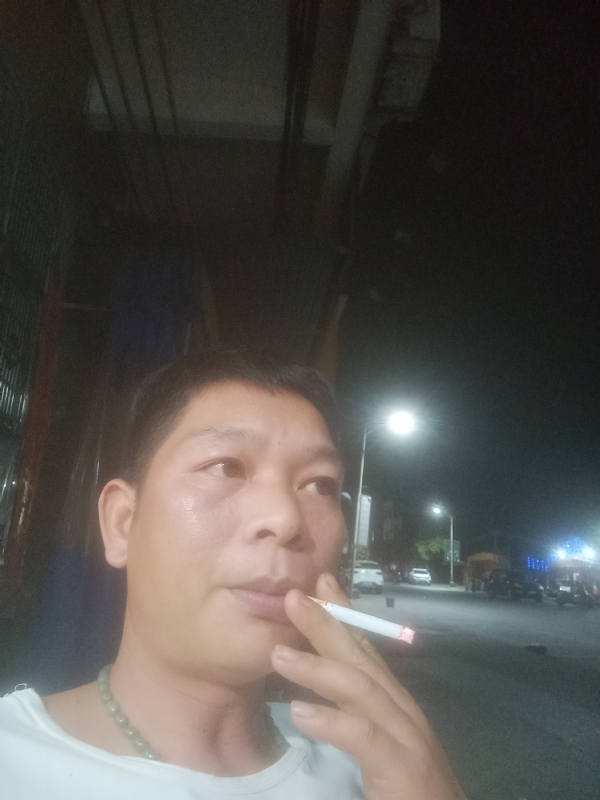 善解人意的第一张照片--芜湖相亲服务中心