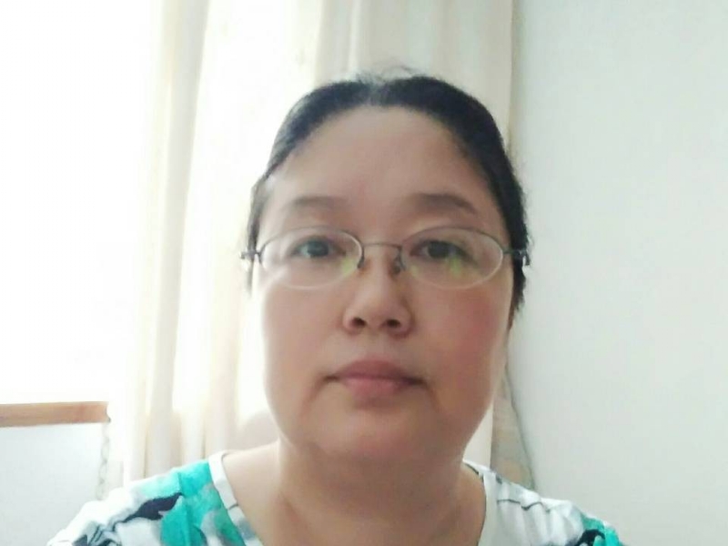 雨中漫步的第二张照片--芜湖相亲服务中心