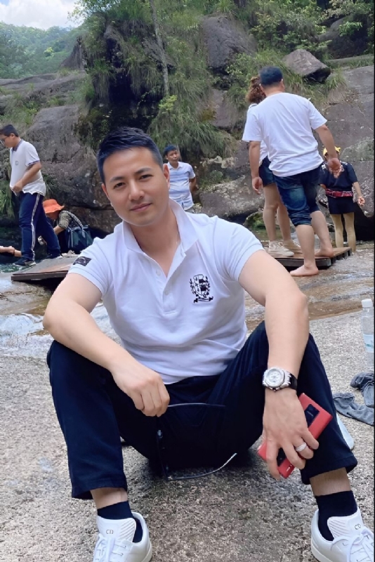 勿忘初心的第三张照片--芜湖相亲服务中心