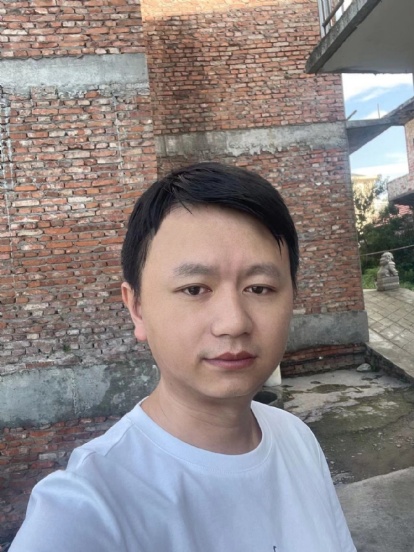行人的第一张照片--芜湖相亲服务中心