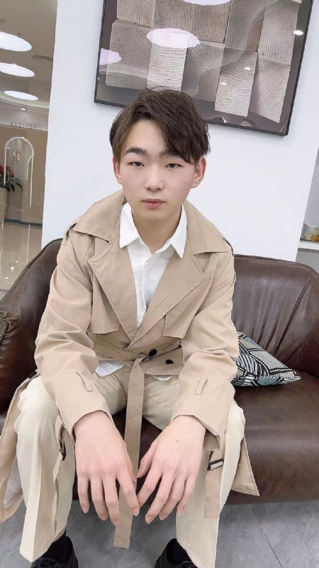啊哲的第二张照片--芜湖相亲服务中心