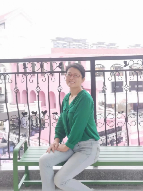 丽华的第四张照片--芜湖相亲服务中心